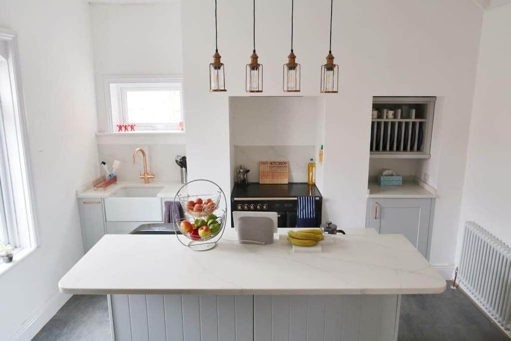Castle Manor, 4 Bed Seaside Retreat Apartment Scarborough Bagian luar foto