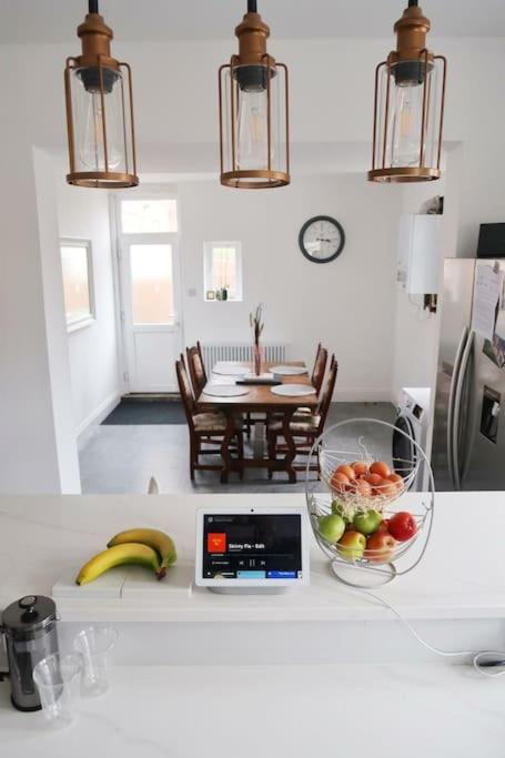Castle Manor, 4 Bed Seaside Retreat Apartment Scarborough Bagian luar foto